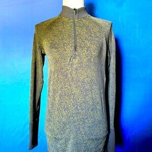 Lululemon 1/2 Zip Long Sleeve Turtleneck Running Sweater Size 6